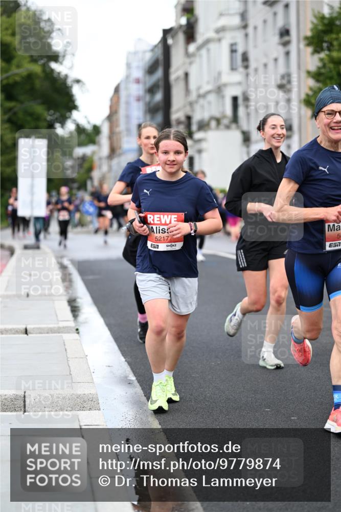 14.06.2026 - REWE Women's Run Dr. Thomas Lammeyer http://msf.ph/oto/9779874 14.06.2026 10:48:19 Laufen 5217, 7, 5 meine-sportfotos.de