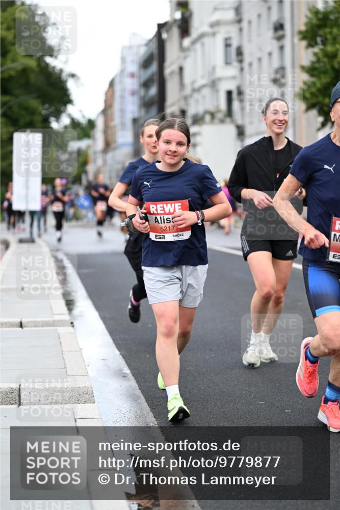 14.06.2026 - REWE Women's Run Dr. Thomas Lammeyer http://msf.ph/oto/9779877 14.06.2026 10:48:19 Laufen 5217, 51 meine-sportfotos.de