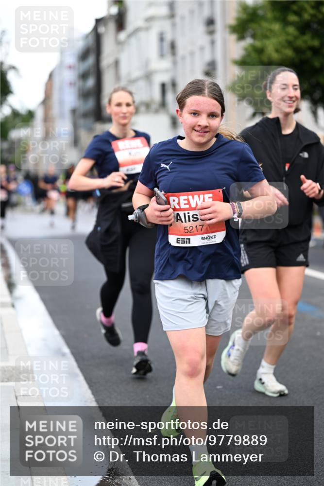 14.06.2026 - REWE Women's Run Dr. Thomas Lammeyer http://msf.ph/oto/9779889 14.06.2026 10:48:20 Laufen 5217 meine-sportfotos.de