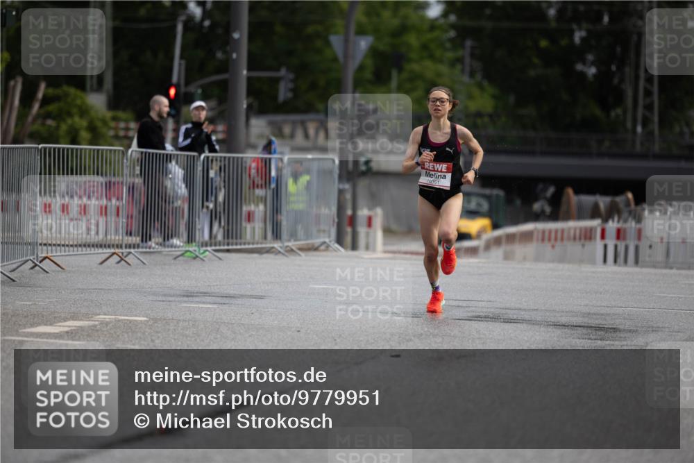 14.06.2026 - REWE Women's Run Michael Strokosch http://msf.ph/oto/9779951 14.06.2026 09:35:10 Laufen 10051 meine-sportfotos.de