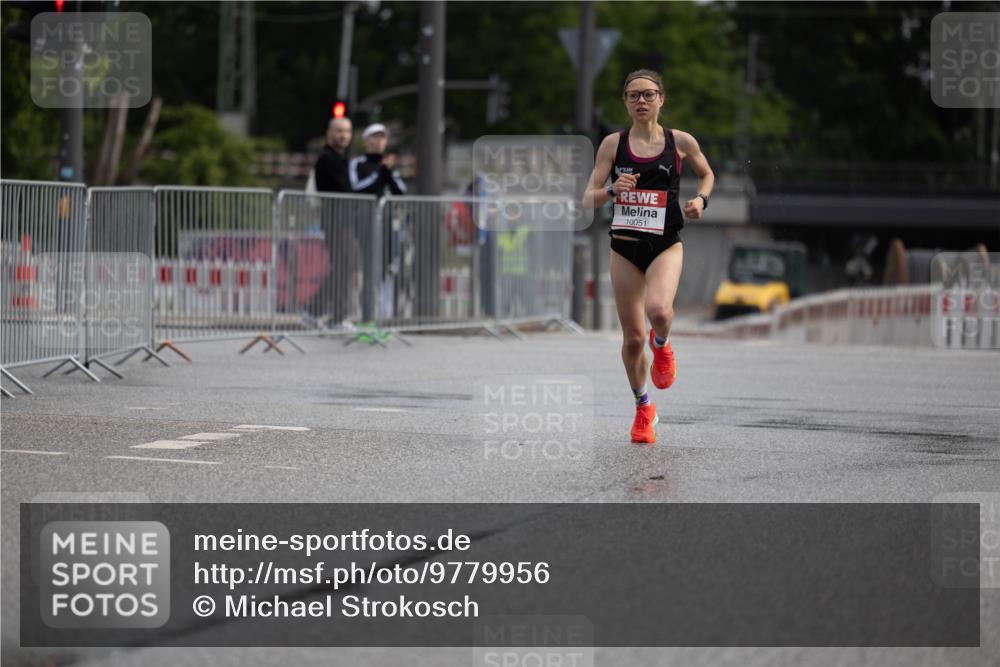 14.06.2026 - REWE Women's Run Michael Strokosch http://msf.ph/oto/9779956 14.06.2026 09:35:10 Laufen 10051 meine-sportfotos.de