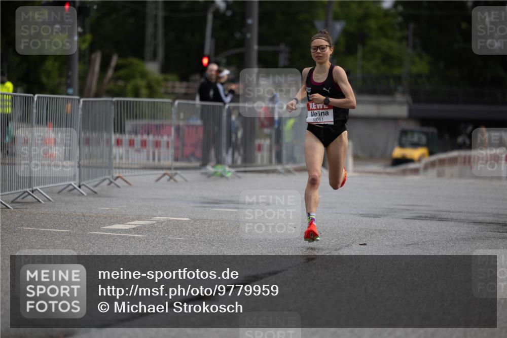 14.06.2026 - REWE Women's Run Michael Strokosch http://msf.ph/oto/9779959 14.06.2026 09:35:11 Laufen 10051 meine-sportfotos.de
