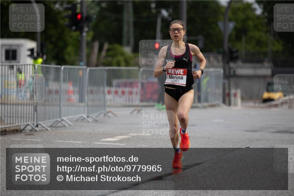 14.06.2026 - REWE Women's Run Michael Strokosch http://msf.ph/oto/9779965 14.06.2026 09:35:12 Laufen 10051 meine-sportfotos.de