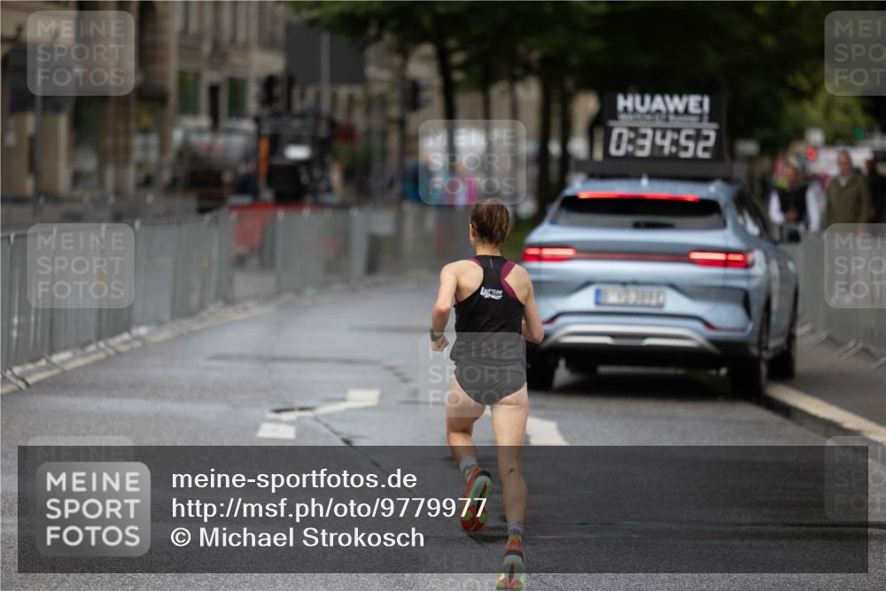 14.06.2026 - REWE Women's Run Michael Strokosch http://msf.ph/oto/9779977 14.06.2026 09:35:18 Laufen 0, 34, 52 meine-sportfotos.de
