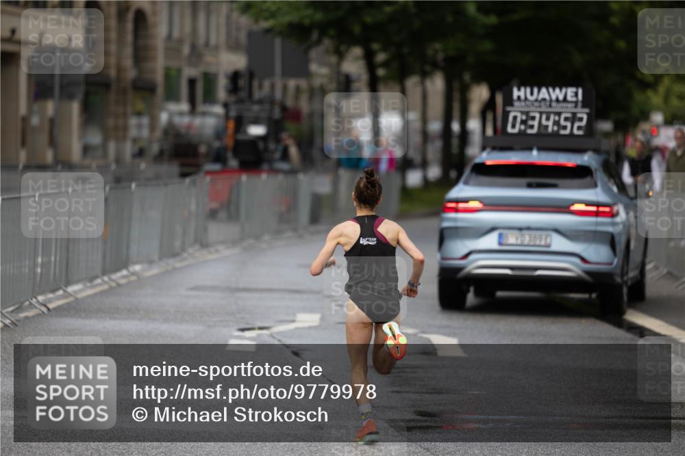 14.06.2026 - REWE Women's Run Michael Strokosch http://msf.ph/oto/9779978 14.06.2026 09:35:18 Laufen 0, 34, 52 meine-sportfotos.de