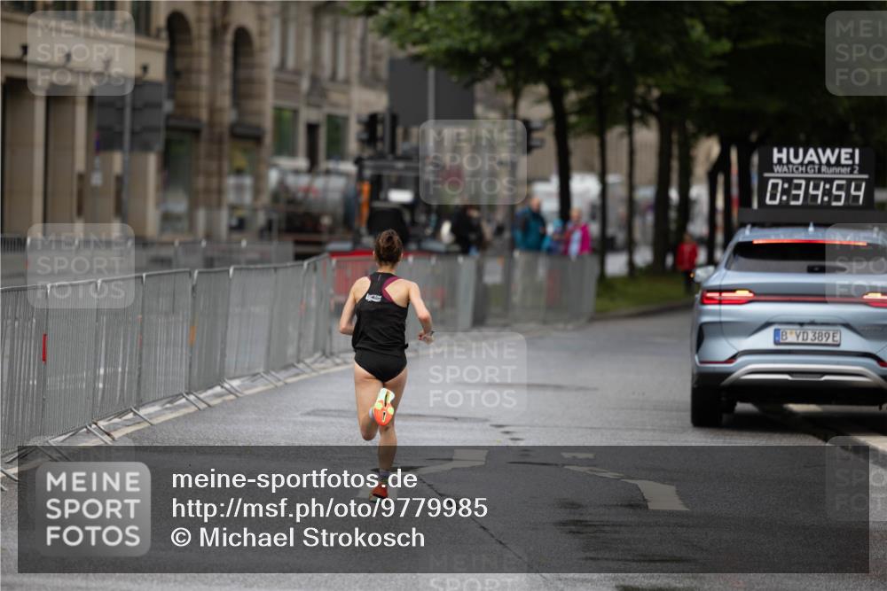 14.06.2026 - REWE Women's Run Michael Strokosch http://msf.ph/oto/9779985 14.06.2026 09:35:20 Laufen 2, 0, 34, 54, 389 meine-sportfotos.de