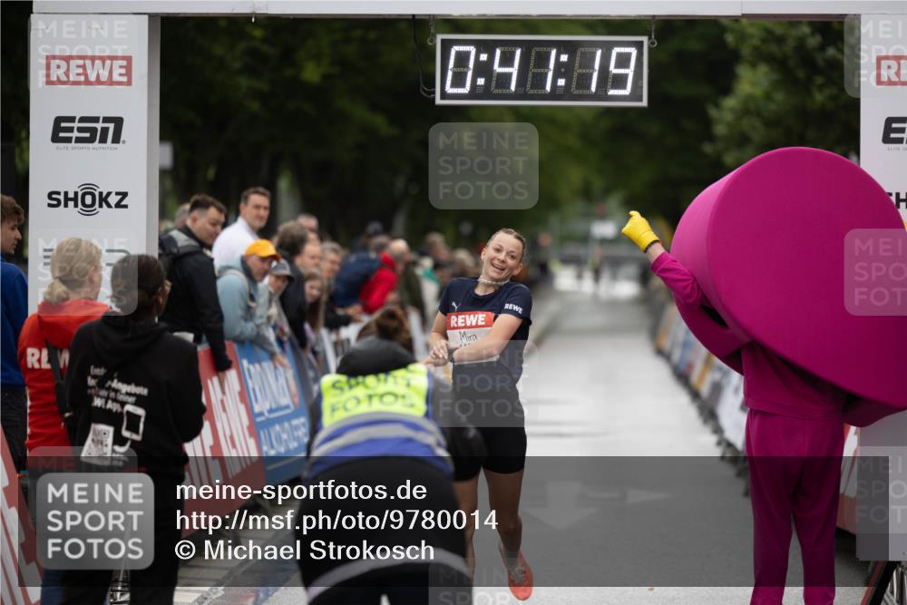 14.06.2026 - REWE Women's Run Michael Strokosch http://msf.ph/oto/9780014 14.06.2026 09:41:45 Laufen 0, 40, 09 meine-sportfotos.de