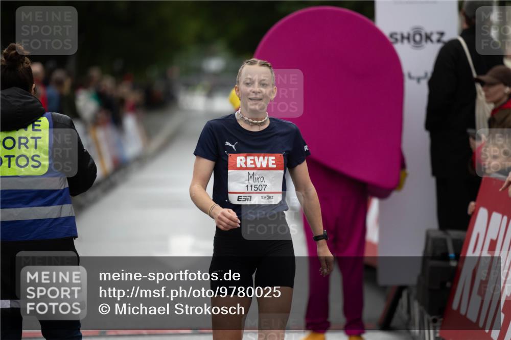14.06.2026 - REWE Women's Run Michael Strokosch http://msf.ph/oto/9780025 14.06.2026 09:41:48 Laufen 11507, 7 meine-sportfotos.de