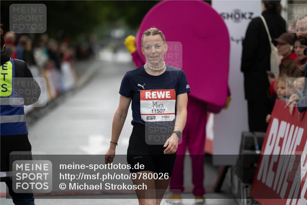 14.06.2026 - REWE Women's Run Michael Strokosch http://msf.ph/oto/9780026 14.06.2026 09:41:48 Laufen 11507 meine-sportfotos.de