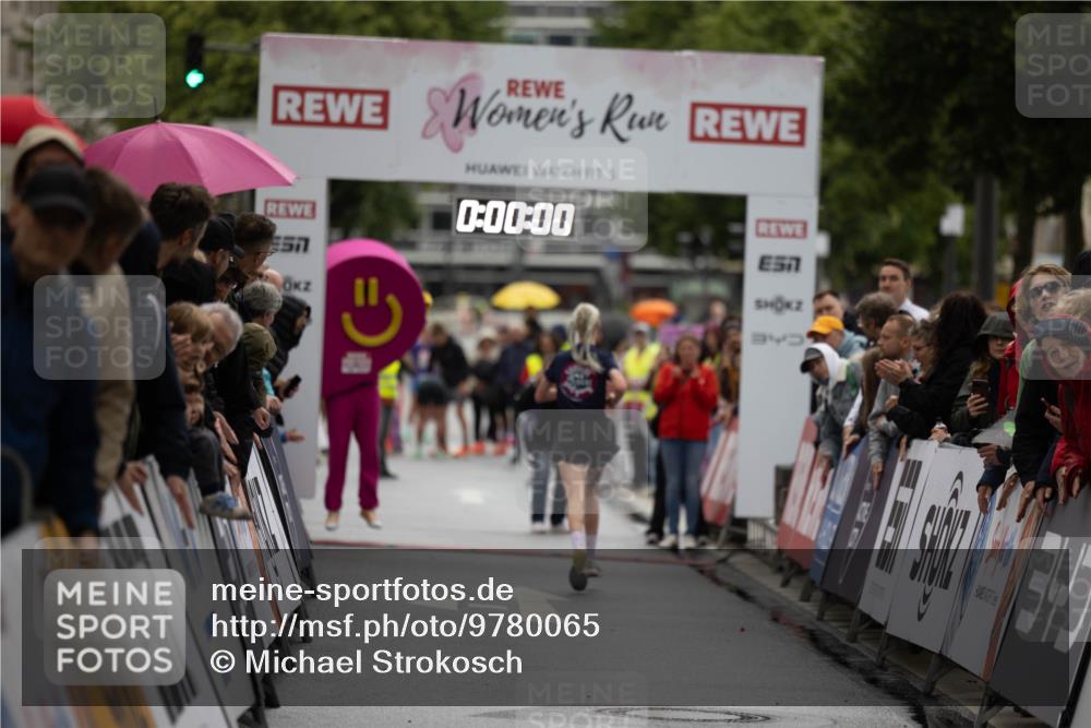 14.06.2026 - REWE Women's Run Michael Strokosch http://msf.ph/oto/9780065 14.06.2026 09:46:09 Laufen 0, 00, 00, 7 meine-sportfotos.de
