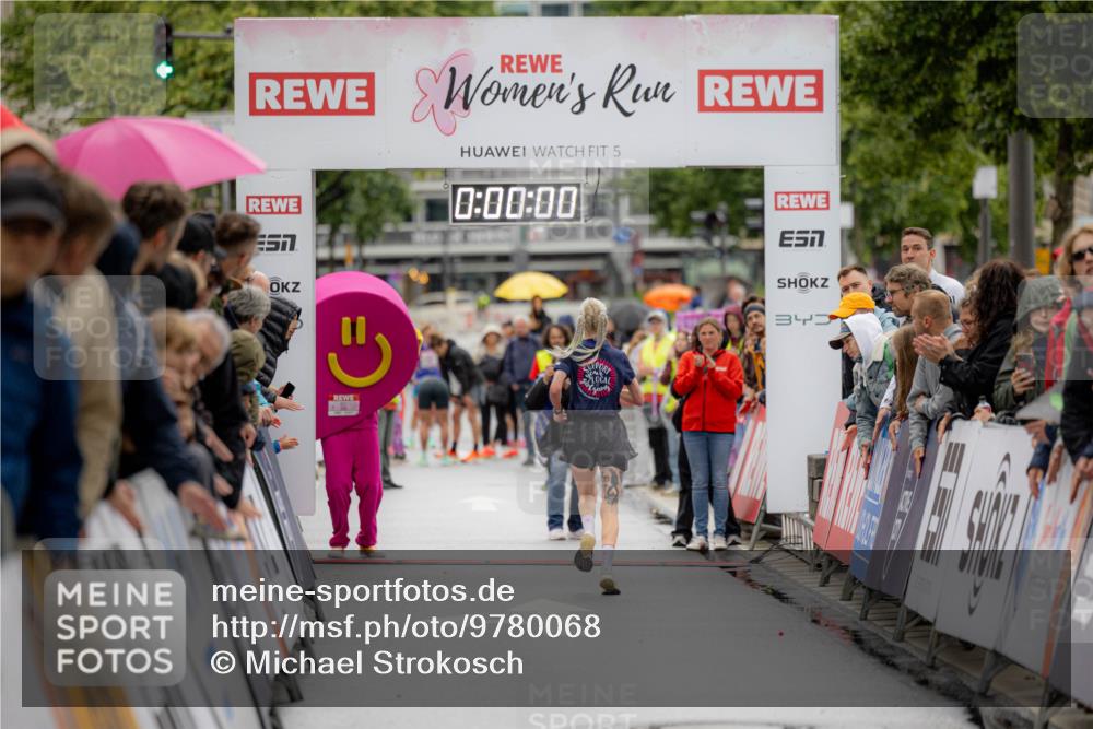 14.06.2026 - REWE Women's Run Michael Strokosch http://msf.ph/oto/9780068 14.06.2026 09:46:09 Laufen 5, 0, 00, 00, 34 meine-sportfotos.de