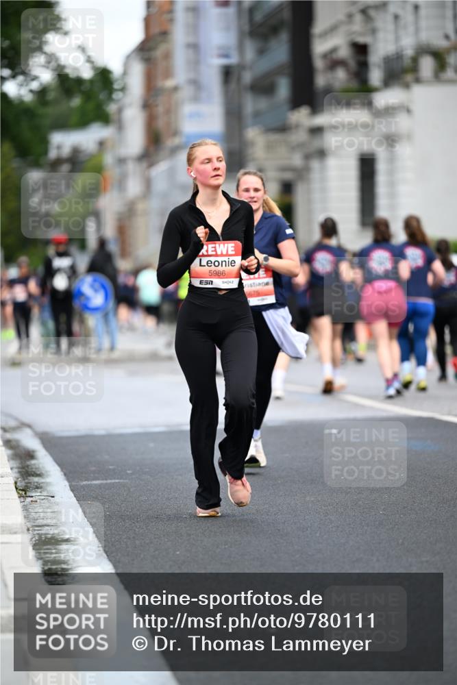 14.06.2026 - REWE Women's Run Dr. Thomas Lammeyer http://msf.ph/oto/9780111 14.06.2026 10:48:38 Laufen 5986, 5675 meine-sportfotos.de