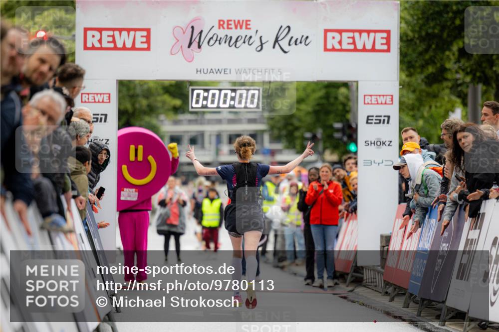 14.06.2026 - REWE Women's Run Michael Strokosch http://msf.ph/oto/9780113 14.06.2026 09:46:35 Laufen 5, 0, 00, 00, 7 meine-sportfotos.de