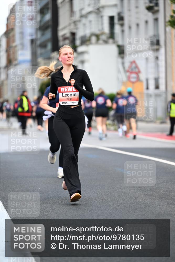 14.06.2026 - REWE Women's Run Dr. Thomas Lammeyer http://msf.ph/oto/9780135 14.06.2026 10:48:39 Laufen 5986 meine-sportfotos.de