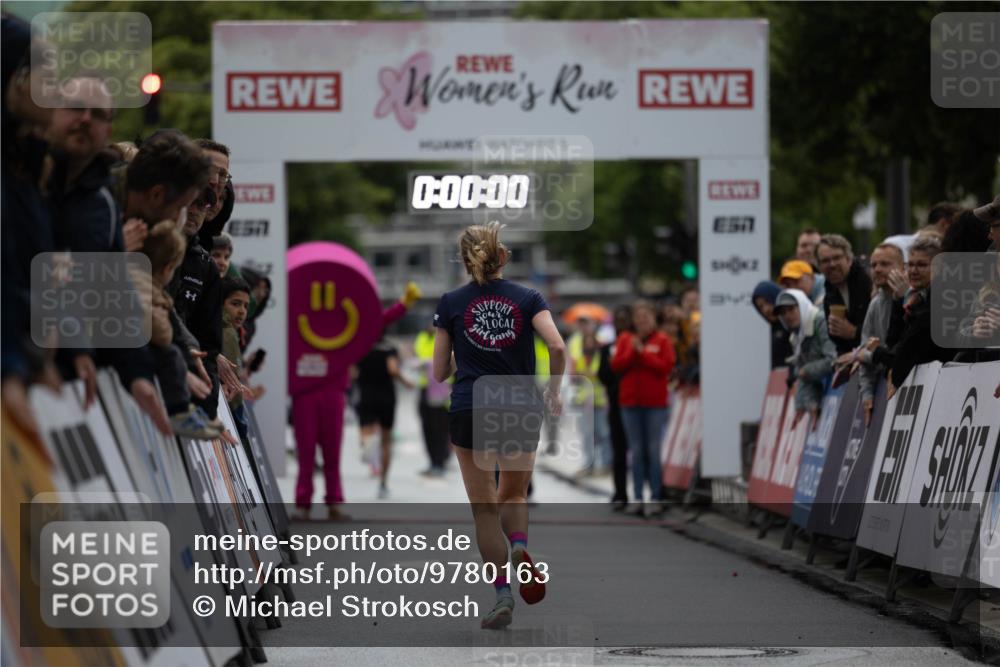 14.06.2026 - REWE Women's Run Michael Strokosch http://msf.ph/oto/9780163 14.06.2026 09:46:52 Laufen 0, 00, 00, 57 meine-sportfotos.de