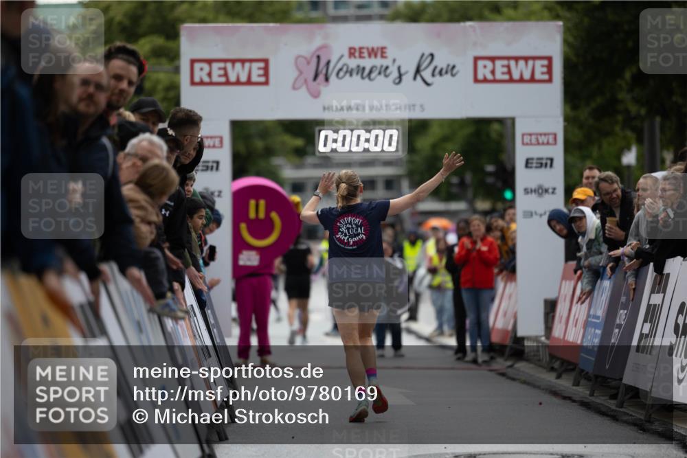 14.06.2026 - REWE Women's Run Michael Strokosch http://msf.ph/oto/9780169 14.06.2026 09:46:52 Laufen 0, 00, 00 meine-sportfotos.de
