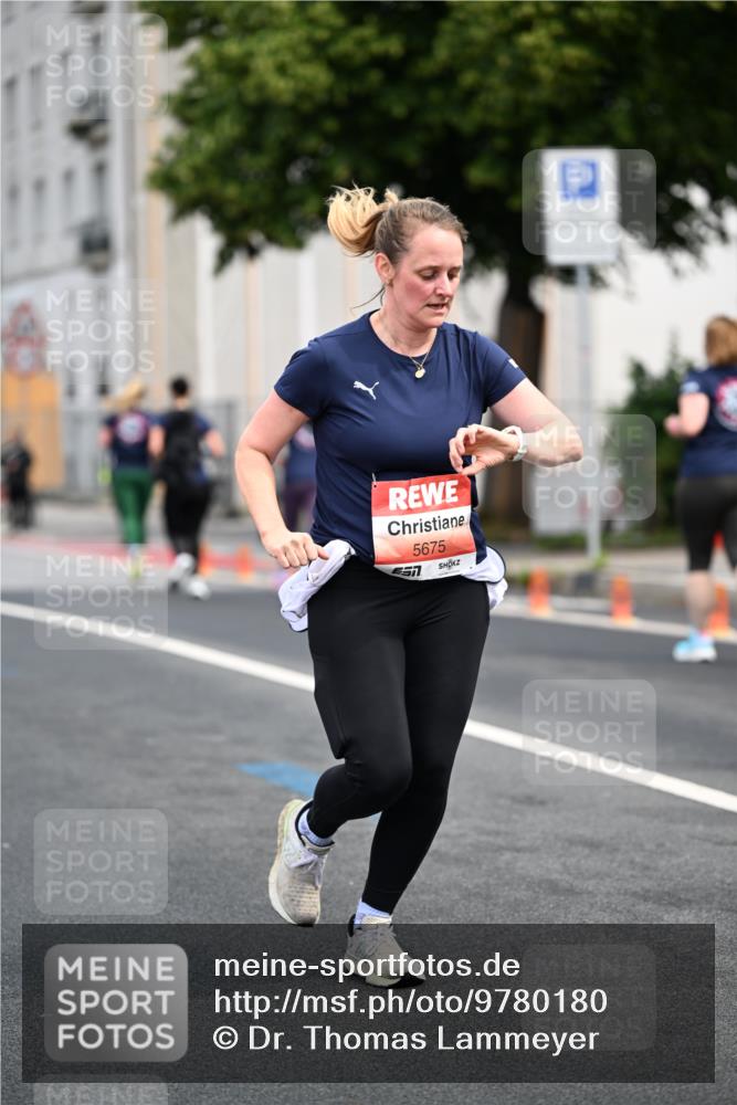 14.06.2026 - REWE Women's Run Dr. Thomas Lammeyer http://msf.ph/oto/9780180 14.06.2026 10:48:42 Laufen 5675 meine-sportfotos.de