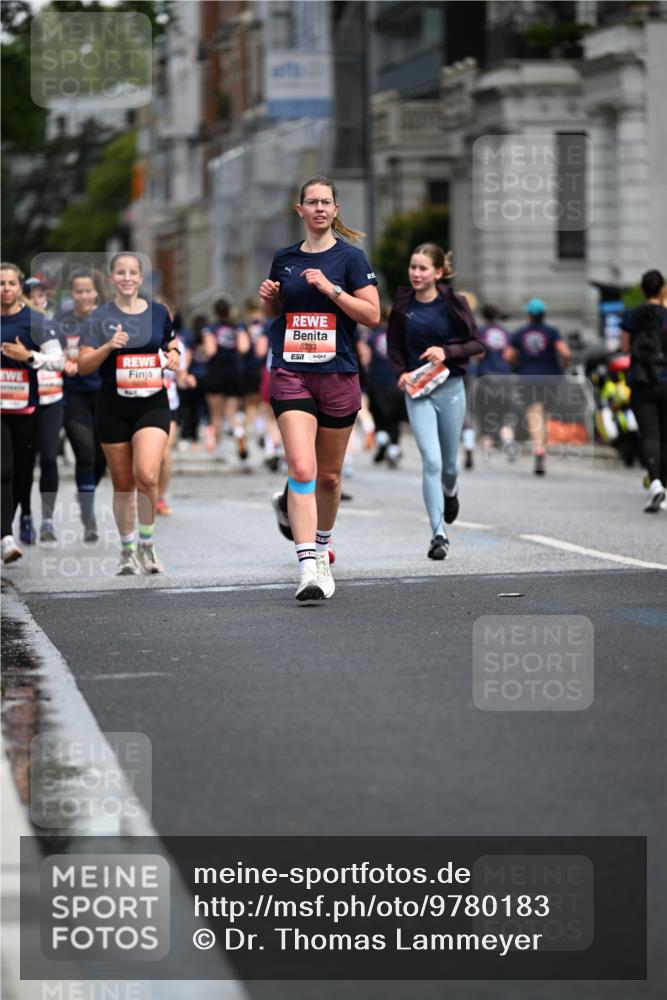14.06.2026 - REWE Women's Run Dr. Thomas Lammeyer http://msf.ph/oto/9780183 14.06.2026 10:48:48 Laufen 5233 meine-sportfotos.de