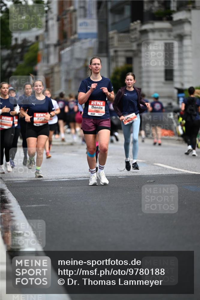 14.06.2026 - REWE Women's Run Dr. Thomas Lammeyer http://msf.ph/oto/9780188 14.06.2026 10:48:49 Laufen 5233 meine-sportfotos.de