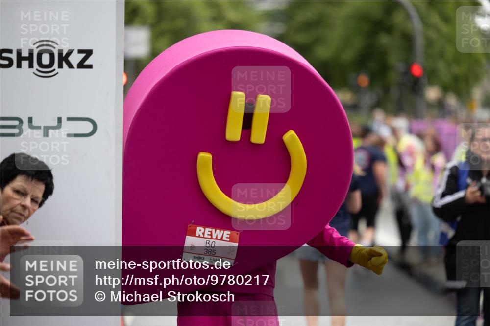 14.06.2026 - REWE Women's Run Michael Strokosch http://msf.ph/oto/9780217 14.06.2026 09:49:23 Laufen 3, 385, 5 meine-sportfotos.de