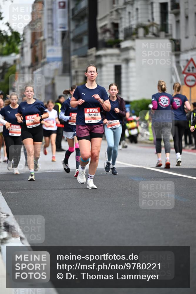 14.06.2026 - REWE Women's Run Dr. Thomas Lammeyer http://msf.ph/oto/9780221 14.06.2026 10:48:50 Laufen 5233, 7 meine-sportfotos.de