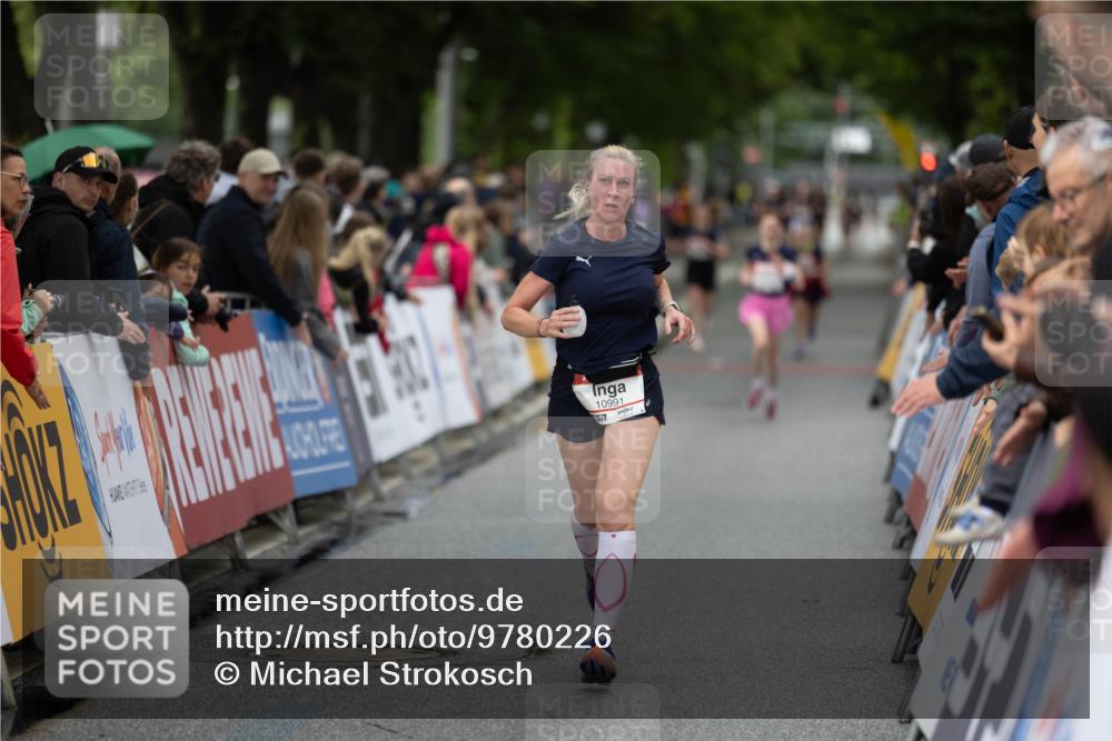 14.06.2026 - REWE Women's Run Michael Strokosch http://msf.ph/oto/9780226 14.06.2026 09:49:30 Laufen 10991 meine-sportfotos.de