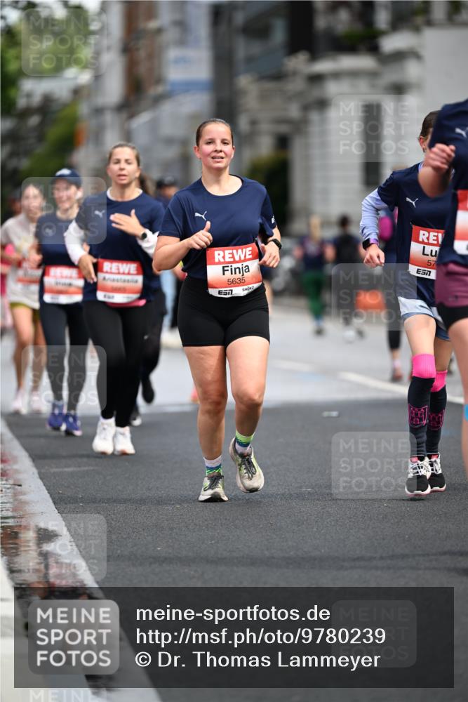 14.06.2026 - REWE Women's Run Dr. Thomas Lammeyer http://msf.ph/oto/9780239 14.06.2026 10:48:53 Laufen 127, 5635, 7, 57 meine-sportfotos.de