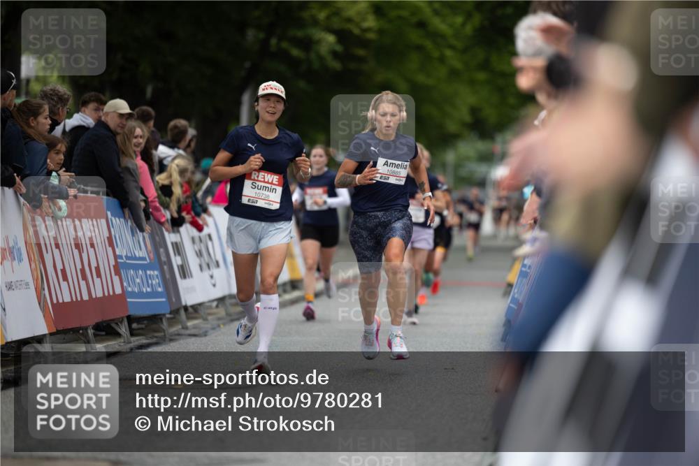 14.06.2026 - REWE Women's Run Michael Strokosch http://msf.ph/oto/9780281 14.06.2026 09:49:56 Laufen 10738, 57, 10885, 57 meine-sportfotos.de