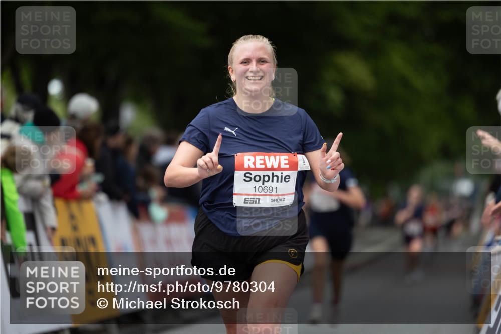 14.06.2026 - REWE Women's Run Michael Strokosch http://msf.ph/oto/9780304 14.06.2026 09:50:05 Laufen 10691 meine-sportfotos.de