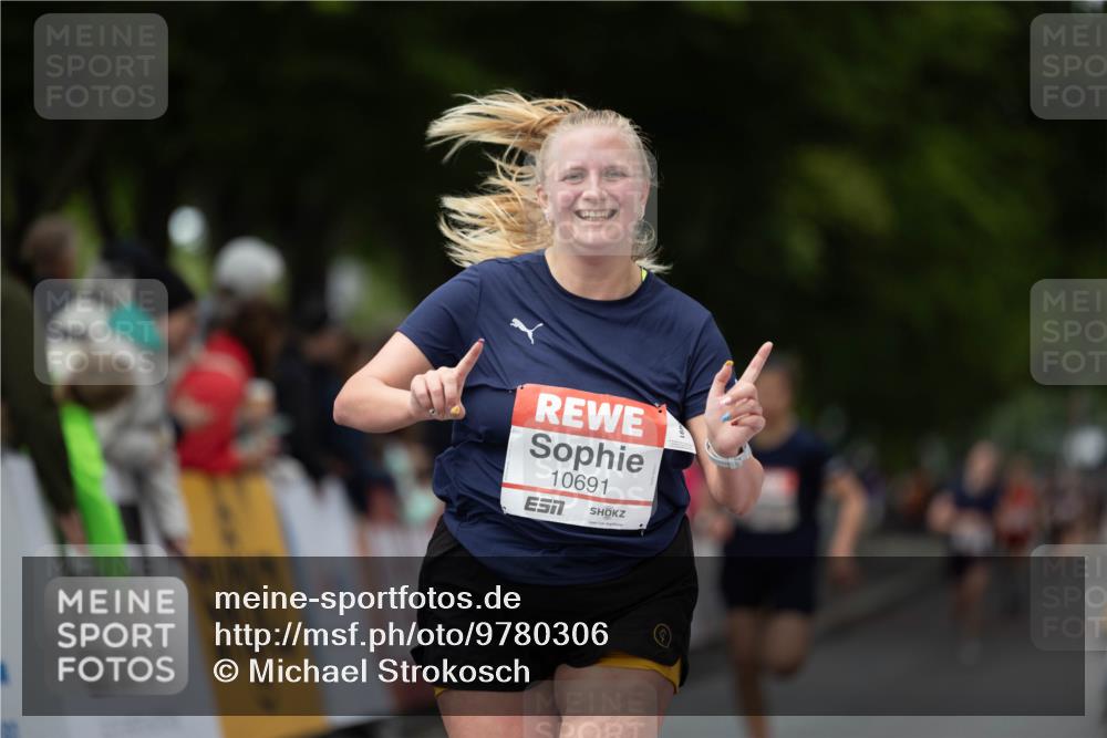 14.06.2026 - REWE Women's Run Michael Strokosch http://msf.ph/oto/9780306 14.06.2026 09:50:05 Laufen 10691 meine-sportfotos.de