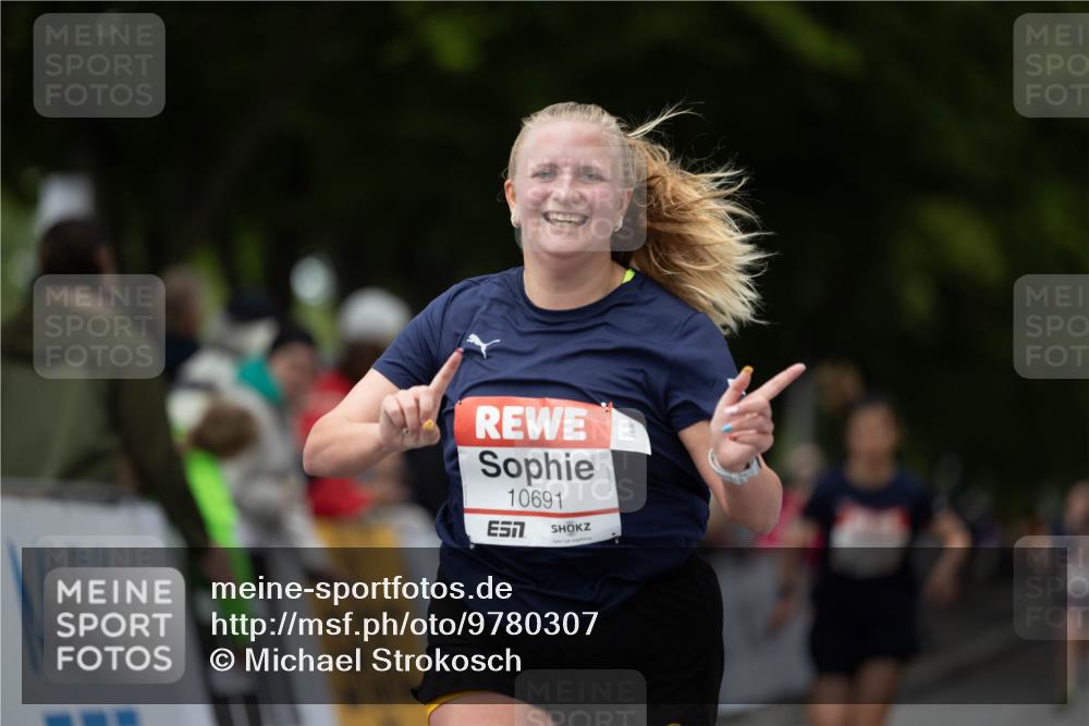 14.06.2026 - REWE Women's Run Michael Strokosch http://msf.ph/oto/9780307 14.06.2026 09:50:06 Laufen 10691, 7 meine-sportfotos.de