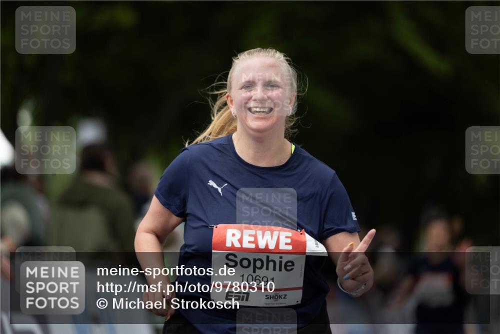 14.06.2026 - REWE Women's Run Michael Strokosch http://msf.ph/oto/9780310 14.06.2026 09:50:06 Laufen 10691 meine-sportfotos.de