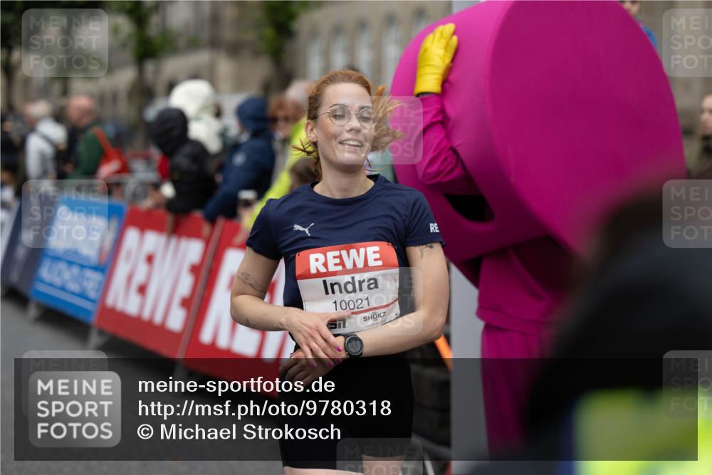 14.06.2026 - REWE Women's Run Michael Strokosch http://msf.ph/oto/9780318 14.06.2026 09:50:29 Laufen 10021 meine-sportfotos.de