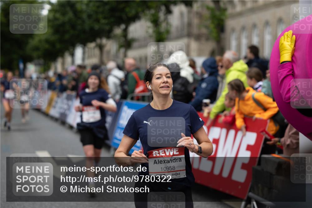 14.06.2026 - REWE Women's Run Michael Strokosch http://msf.ph/oto/9780322 14.06.2026 09:50:32 Laufen 10958, 7 meine-sportfotos.de