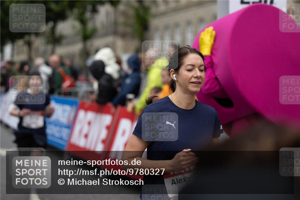 14.06.2026 - REWE Women's Run Michael Strokosch http://msf.ph/oto/9780327 14.06.2026 09:50:32 Laufen  meine-sportfotos.de
