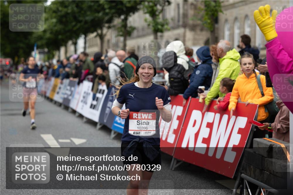 14.06.2026 - REWE Women's Run Michael Strokosch http://msf.ph/oto/9780329 14.06.2026 09:50:33 Laufen 7, 10396 meine-sportfotos.de