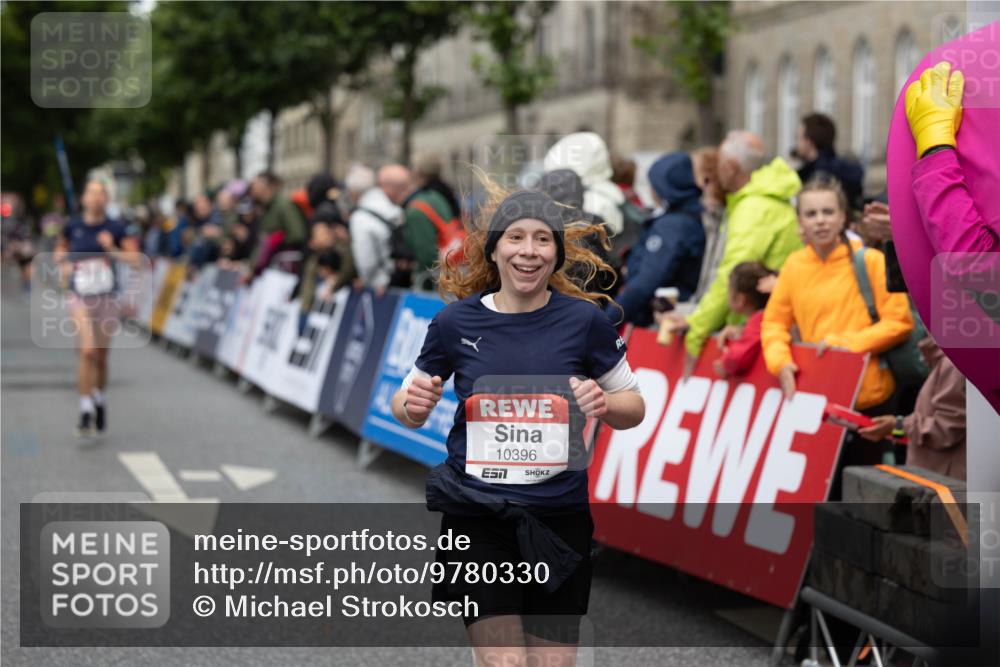 14.06.2026 - REWE Women's Run Michael Strokosch http://msf.ph/oto/9780330 14.06.2026 09:50:33 Laufen 10396 meine-sportfotos.de