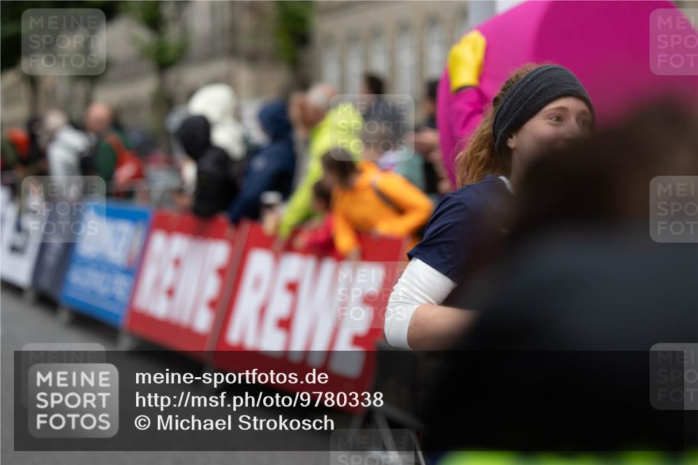 14.06.2026 - REWE Women's Run Michael Strokosch http://msf.ph/oto/9780338 14.06.2026 09:50:34 Laufen  meine-sportfotos.de