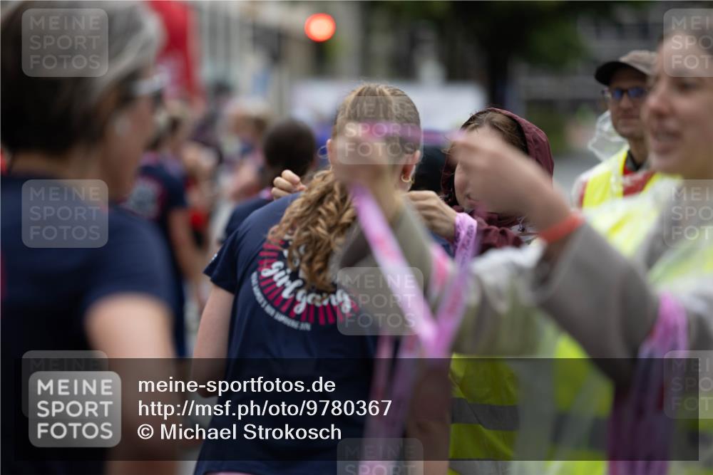 14.06.2026 - REWE Women's Run Michael Strokosch http://msf.ph/oto/9780367 14.06.2026 09:51:28 Laufen  meine-sportfotos.de