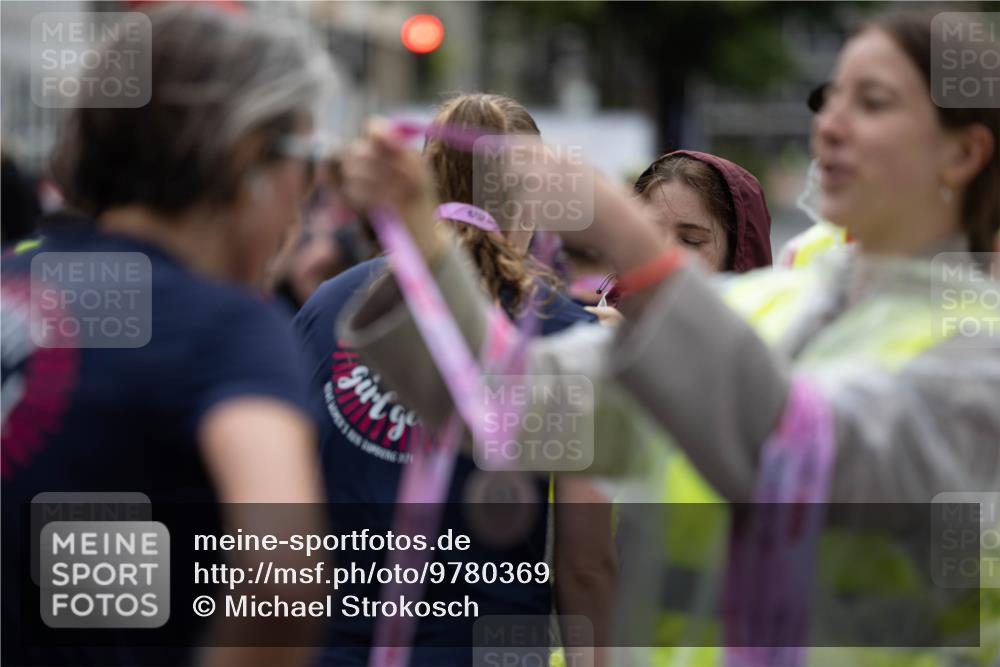 14.06.2026 - REWE Women's Run Michael Strokosch http://msf.ph/oto/9780369 14.06.2026 09:51:29 Laufen 5752 meine-sportfotos.de