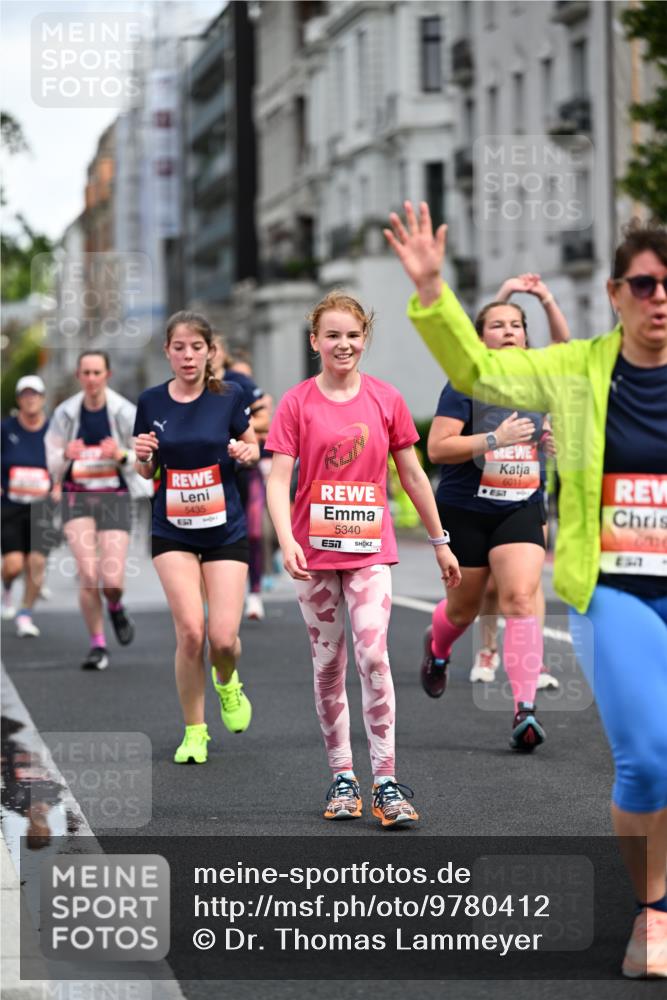 14.06.2026 - REWE Women's Run Dr. Thomas Lammeyer http://msf.ph/oto/9780412 14.06.2026 10:49:05 Laufen 5435, 57, 5340, 7, 6011 meine-sportfotos.de