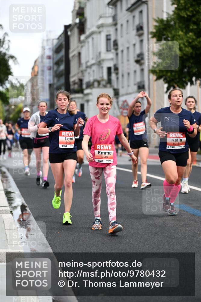 14.06.2026 - REWE Women's Run Dr. Thomas Lammeyer http://msf.ph/oto/9780432 14.06.2026 10:49:06 Laufen 5435, 5340, 7, 6011, 7 meine-sportfotos.de