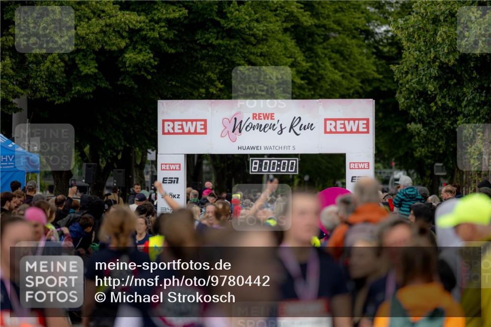 14.06.2026 - REWE Women's Run Michael Strokosch http://msf.ph/oto/9780442 14.06.2026 09:54:01 Laufen 5, 8, 00, 00 meine-sportfotos.de