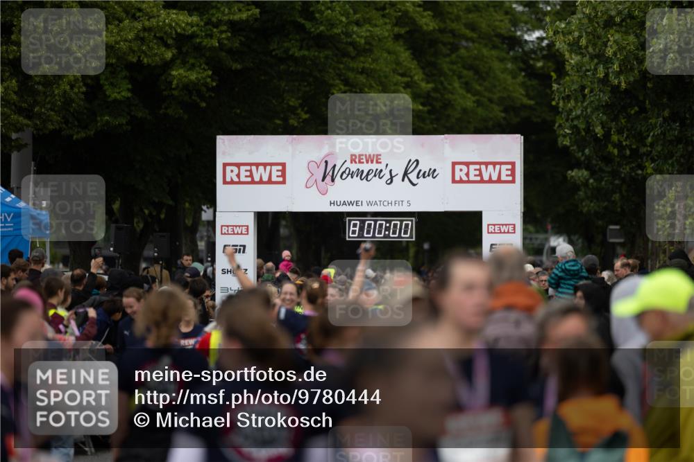 14.06.2026 - REWE Women's Run Michael Strokosch http://msf.ph/oto/9780444 14.06.2026 09:54:01 Laufen 34, 5, 8, 00, 00 meine-sportfotos.de