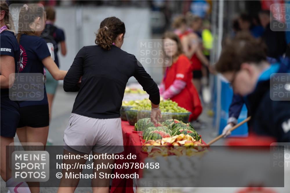 14.06.2026 - REWE Women's Run Michael Strokosch http://msf.ph/oto/9780458 14.06.2026 09:55:21 Laufen 20 meine-sportfotos.de