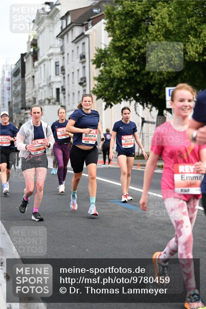 14.06.2026 - REWE Women's Run Dr. Thomas Lammeyer http://msf.ph/oto/9780459 14.06.2026 10:49:09 Laufen 5094, 5142, 57, 5213 meine-sportfotos.de