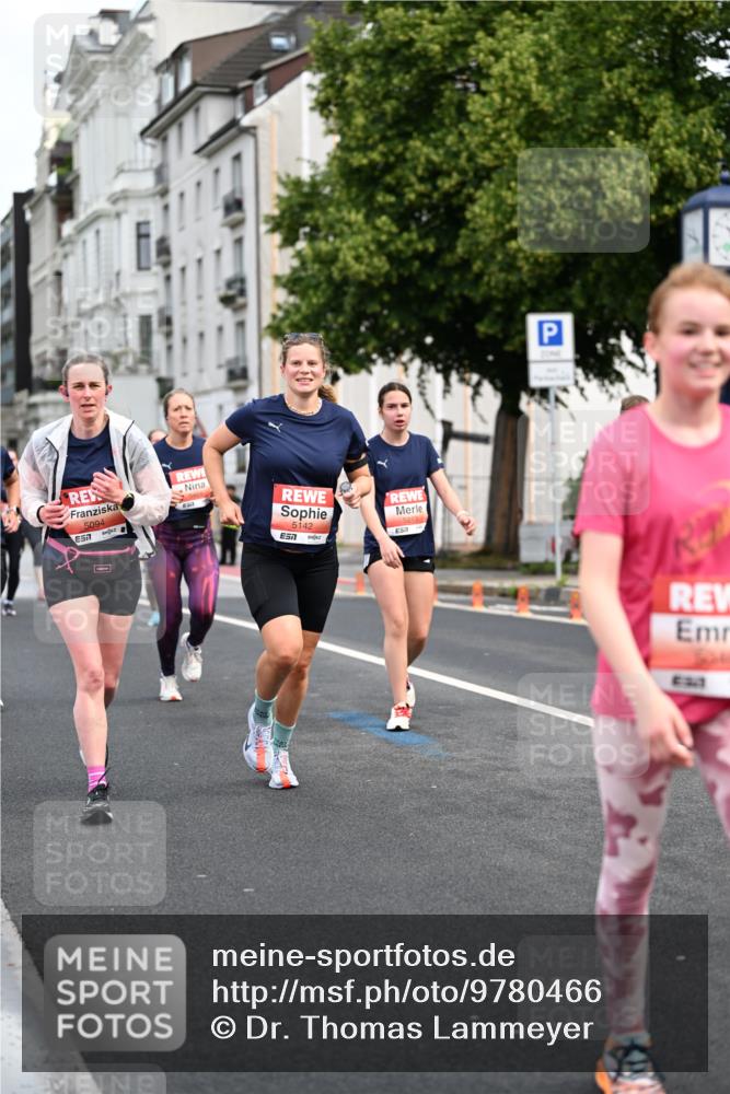 14.06.2026 - REWE Women's Run Dr. Thomas Lammeyer http://msf.ph/oto/9780466 14.06.2026 10:49:09 Laufen 5094, 7, 5142, 7, 5213 meine-sportfotos.de
