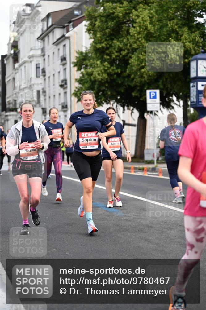 14.06.2026 - REWE Women's Run Dr. Thomas Lammeyer http://msf.ph/oto/9780467 14.06.2026 10:49:09 Laufen 5094, 5142, 7, 5213, 557 meine-sportfotos.de