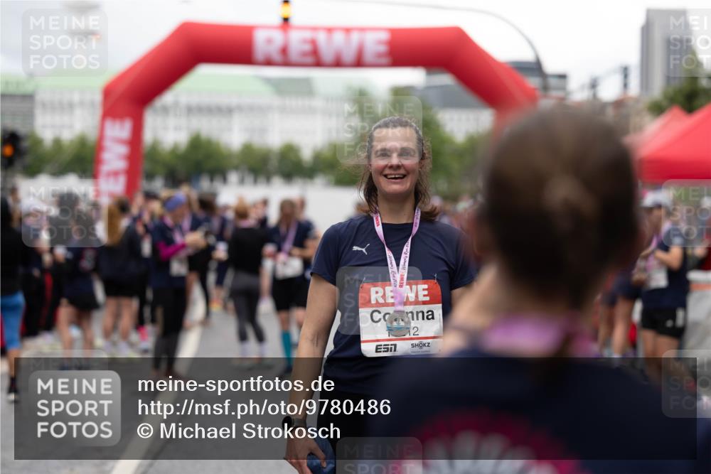 14.06.2026 - REWE Women's Run Michael Strokosch http://msf.ph/oto/9780486 14.06.2026 09:58:40 Laufen 2 meine-sportfotos.de