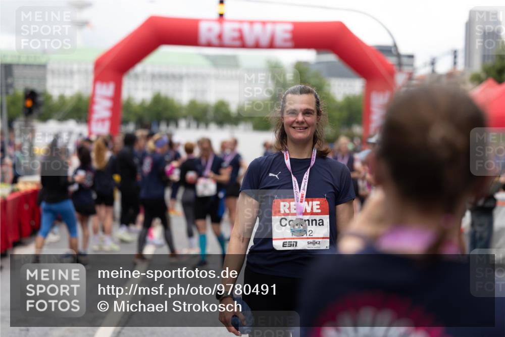 14.06.2026 - REWE Women's Run Michael Strokosch http://msf.ph/oto/9780491 14.06.2026 09:58:42 Laufen 12, 7 meine-sportfotos.de
